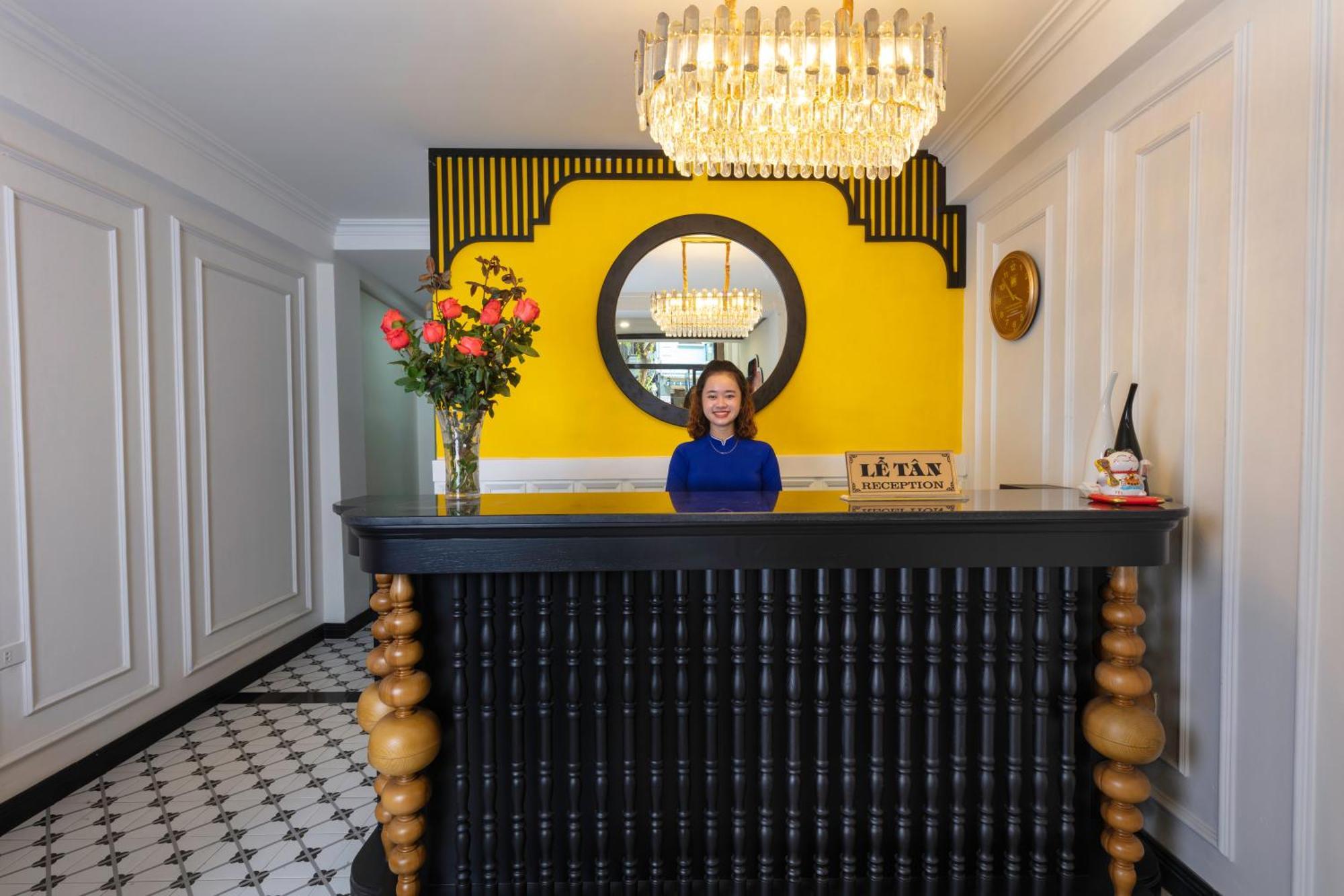 Queen Light Hotel Ханой Екстериор снимка