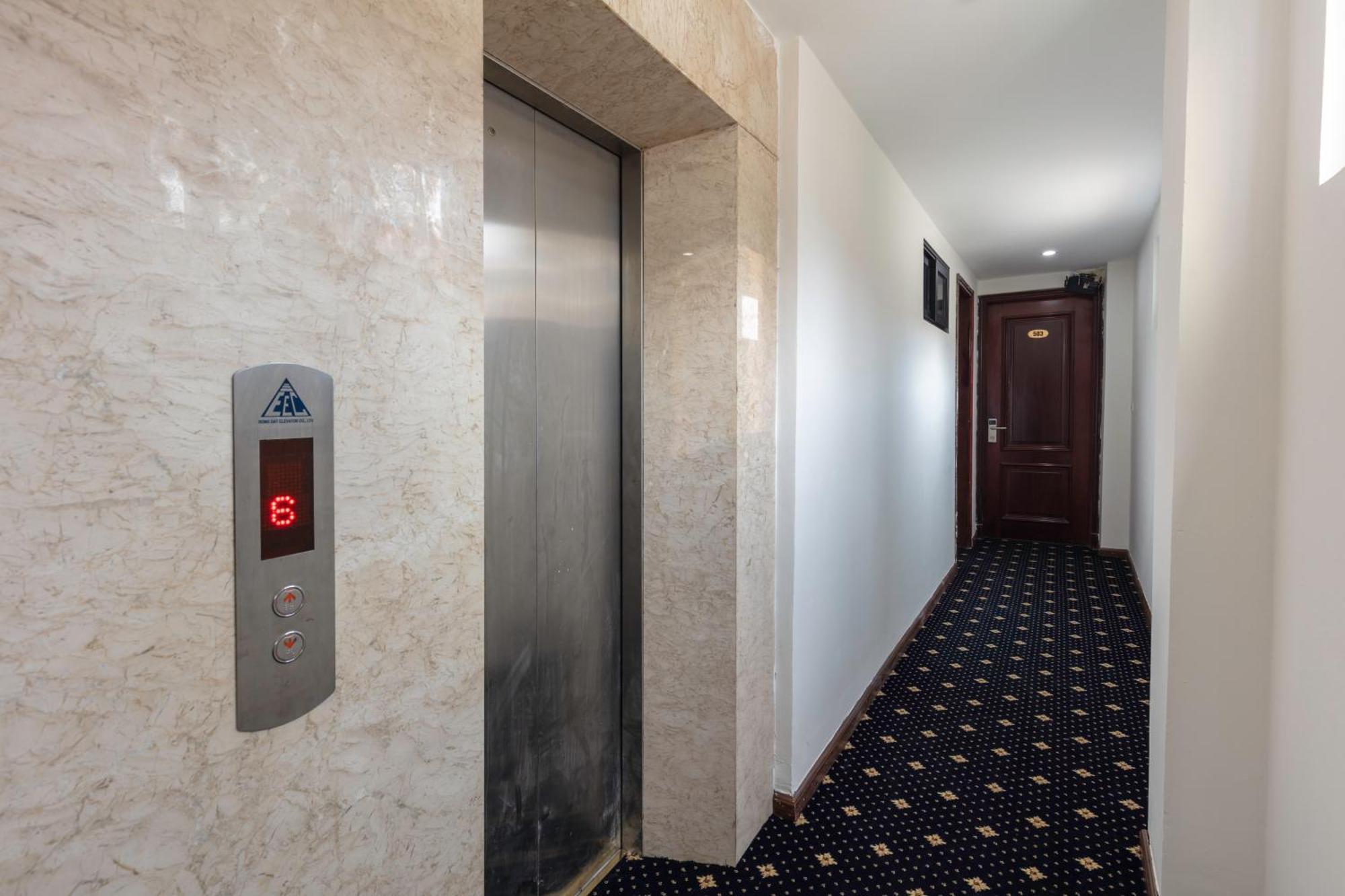 Queen Light Hotel Ханой Екстериор снимка