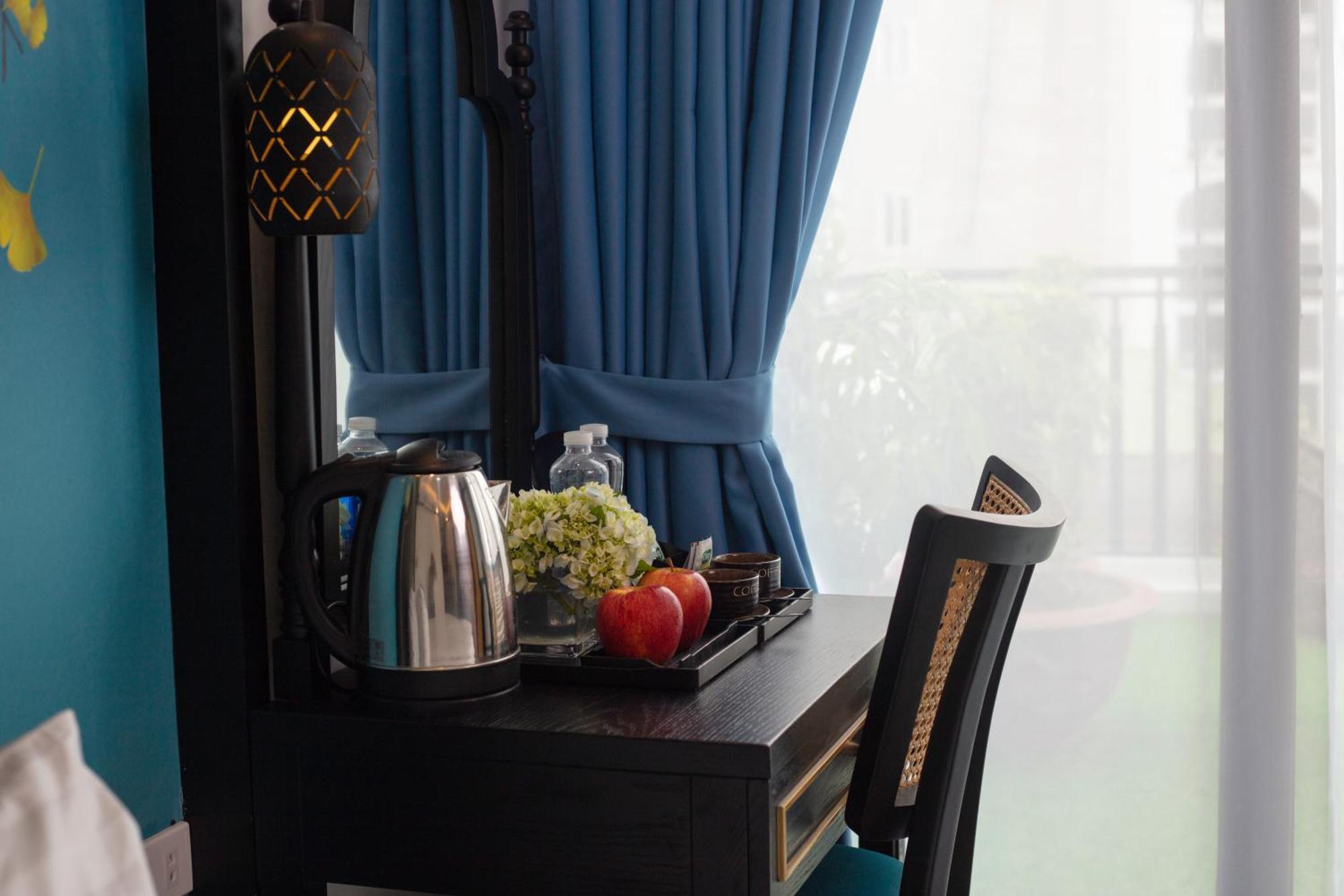 Queen Light Hotel Ханой Екстериор снимка