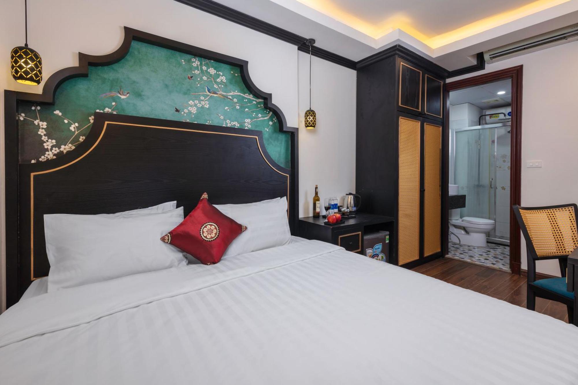 Queen Light Hotel Ханой Екстериор снимка
