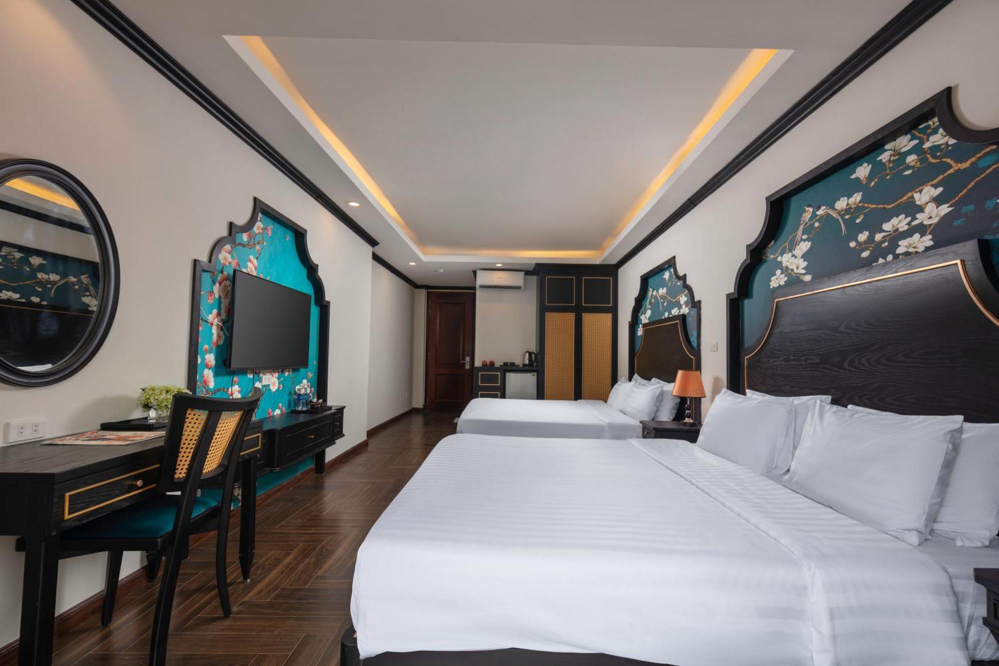 Queen Light Hotel Ханой Екстериор снимка