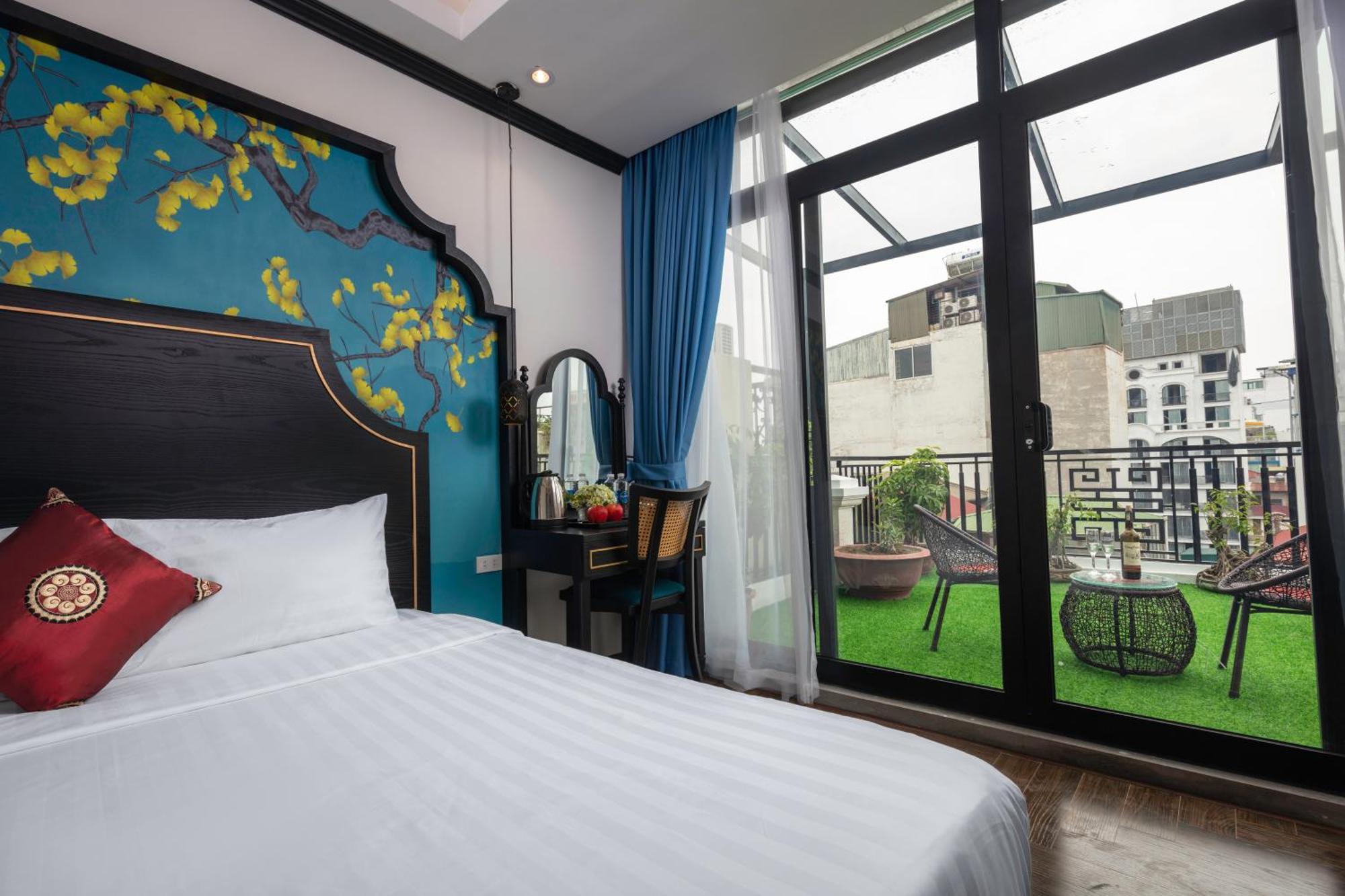 Queen Light Hotel Ханой Екстериор снимка