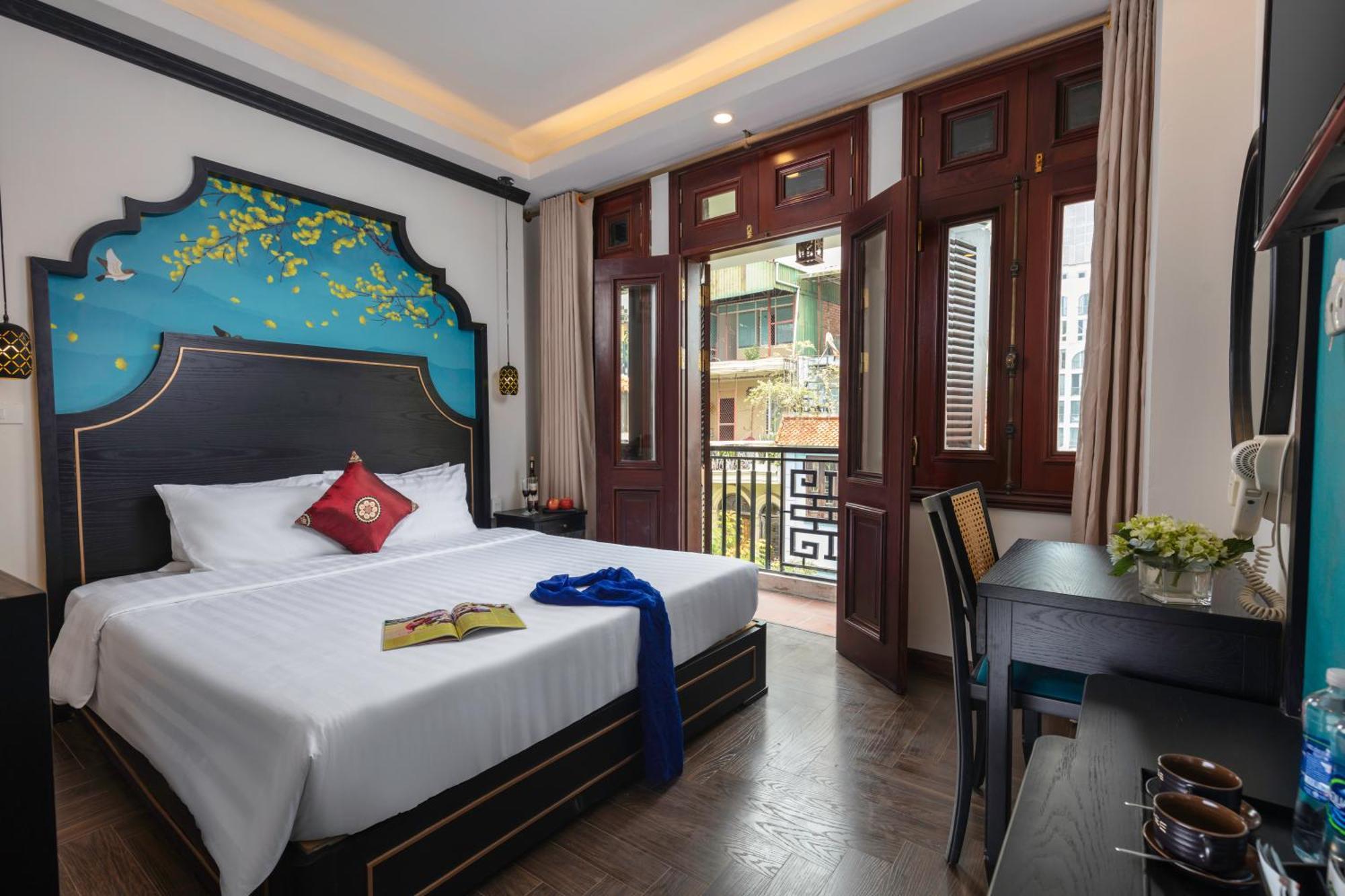 Queen Light Hotel Ханой Екстериор снимка