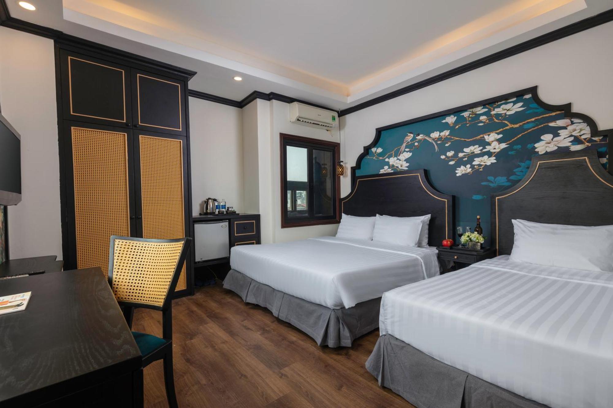 Queen Light Hotel Ханой Екстериор снимка