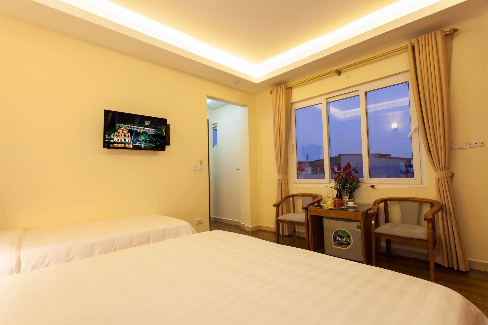 Queen Light Hotel Ханой Екстериор снимка